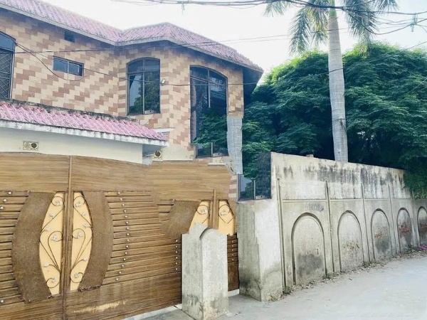 Ideal 900 Square Feet House Has Landed On Market In Khara Road, Khara Road