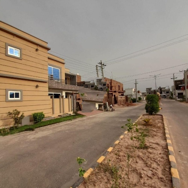 6 Marla Double Unit House For Sale In Khayaban-E-Naveed