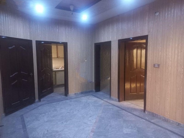 6 Marla Double Storey House For Sale In Farooq Colony